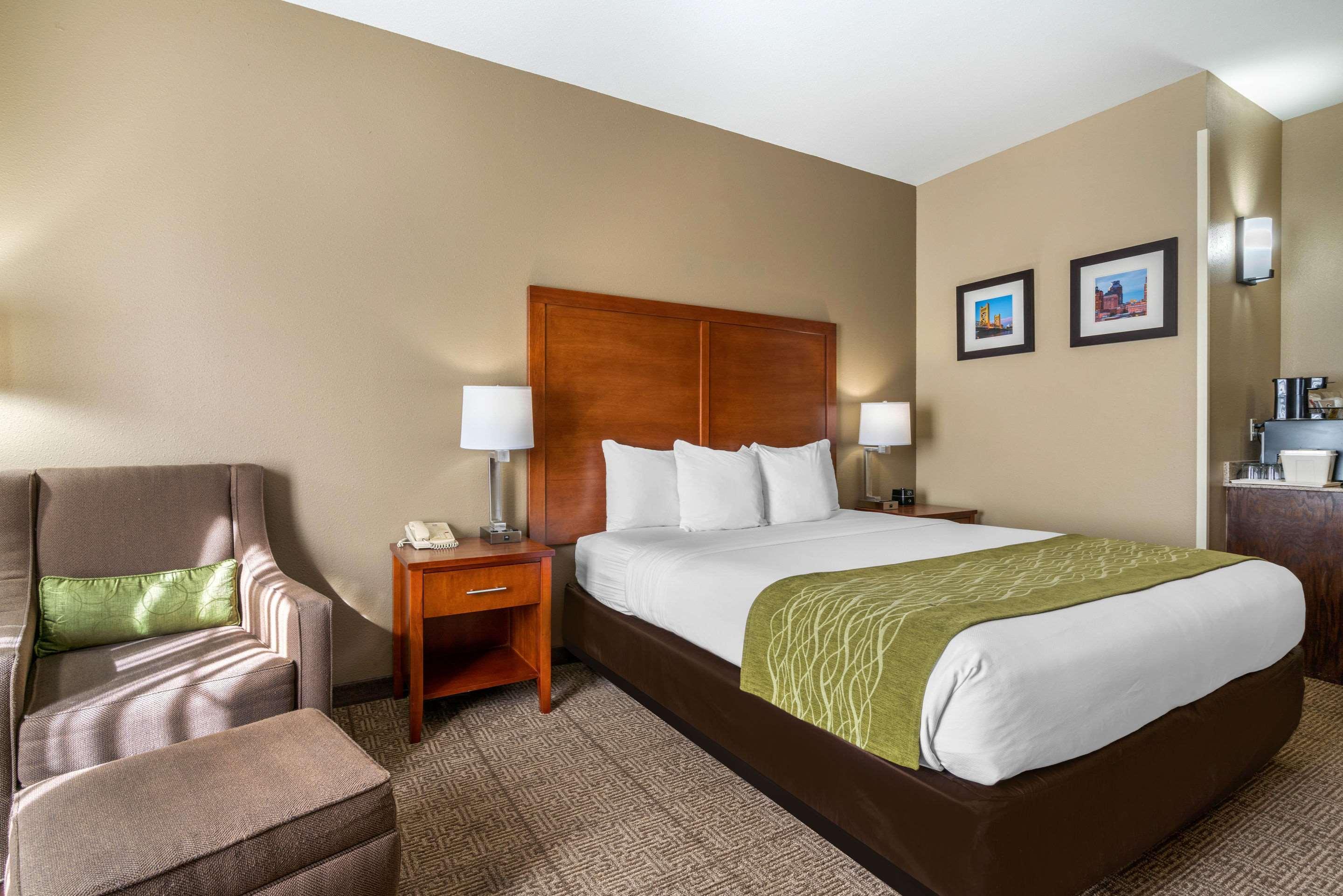 Comfort Inn & Suites Sacramento - University Area المظهر الخارجي الصورة