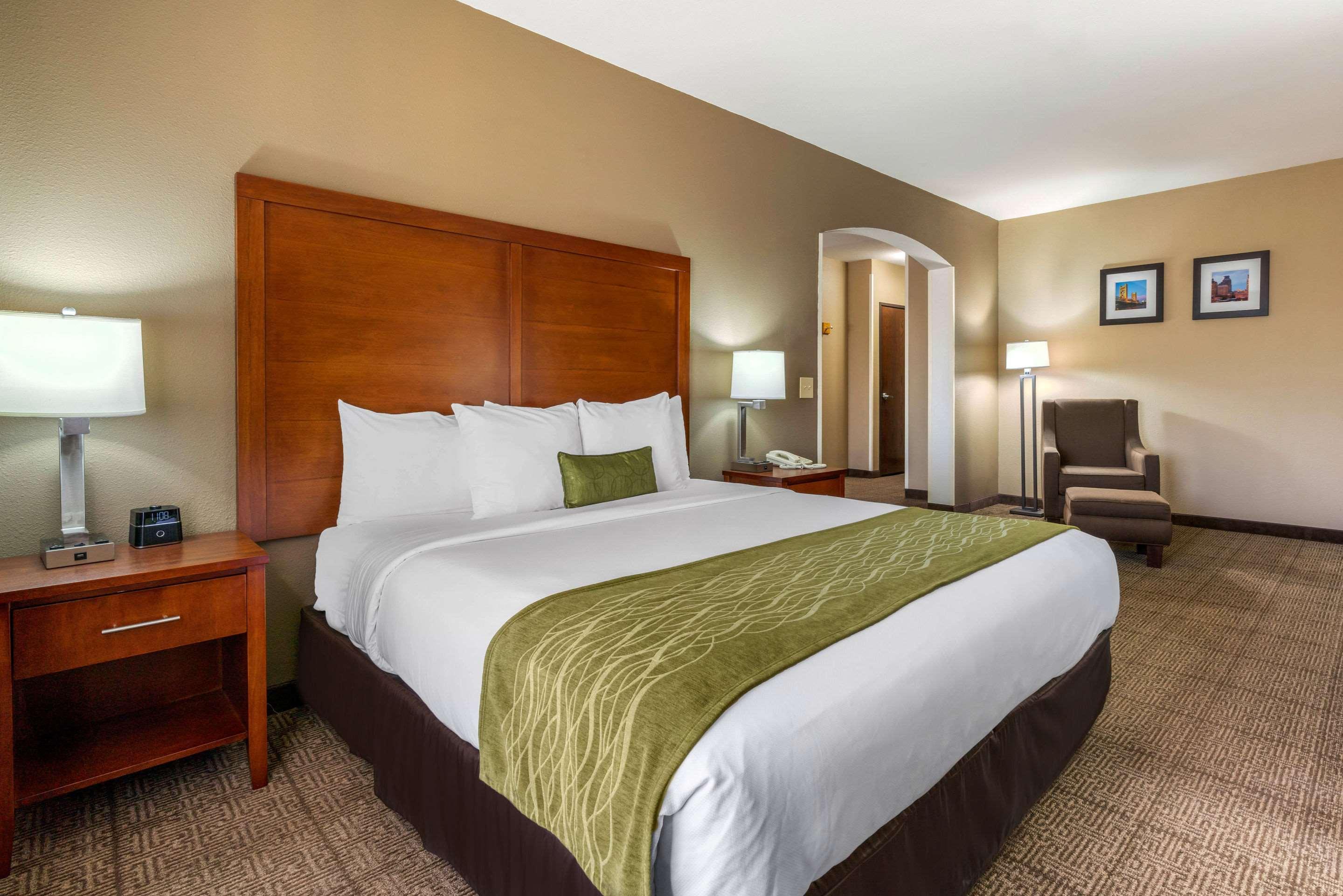 Comfort Inn & Suites Sacramento - University Area المظهر الخارجي الصورة