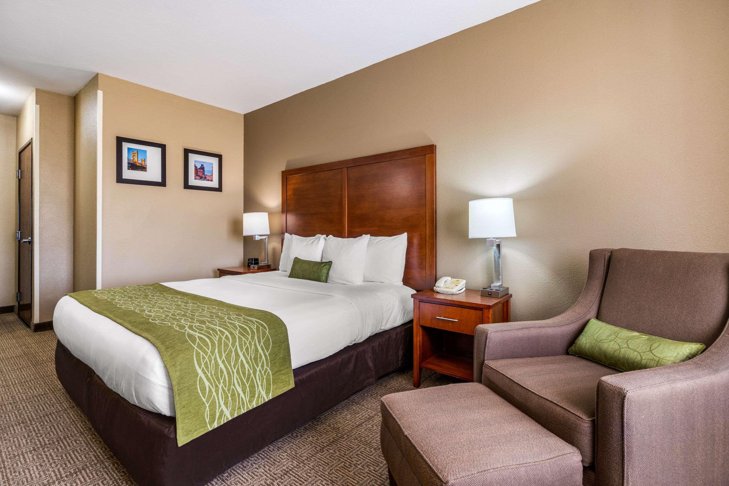 Comfort Inn & Suites Sacramento - University Area المظهر الخارجي الصورة