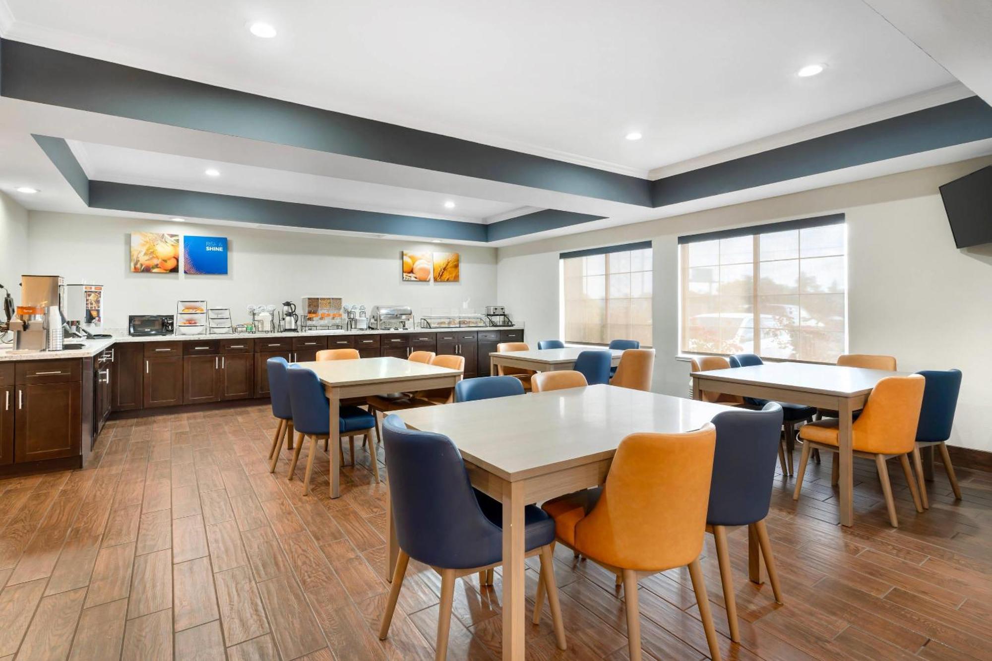 Comfort Inn & Suites Sacramento - University Area المظهر الخارجي الصورة