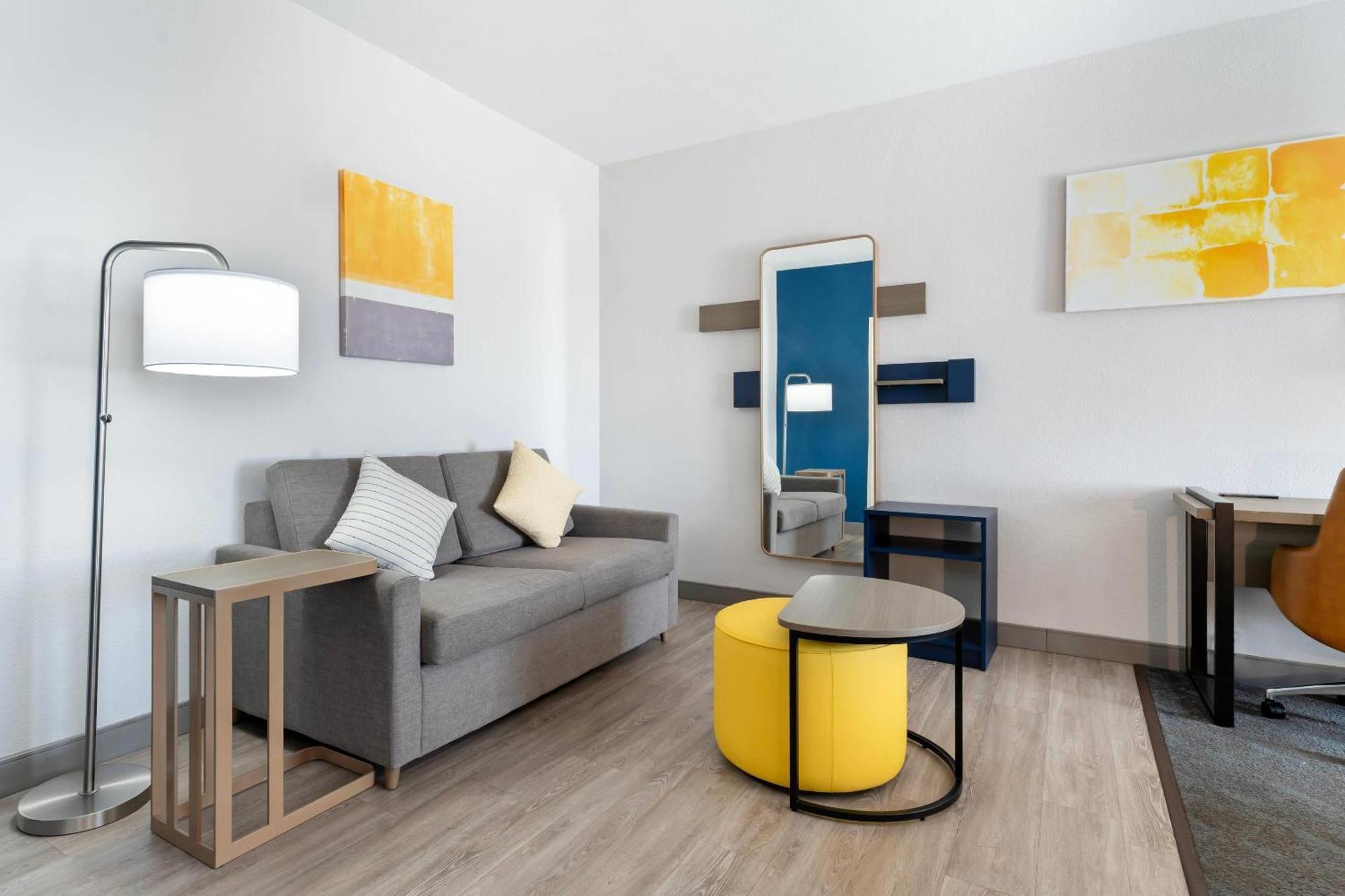 Comfort Inn & Suites Sacramento - University Area المظهر الخارجي الصورة