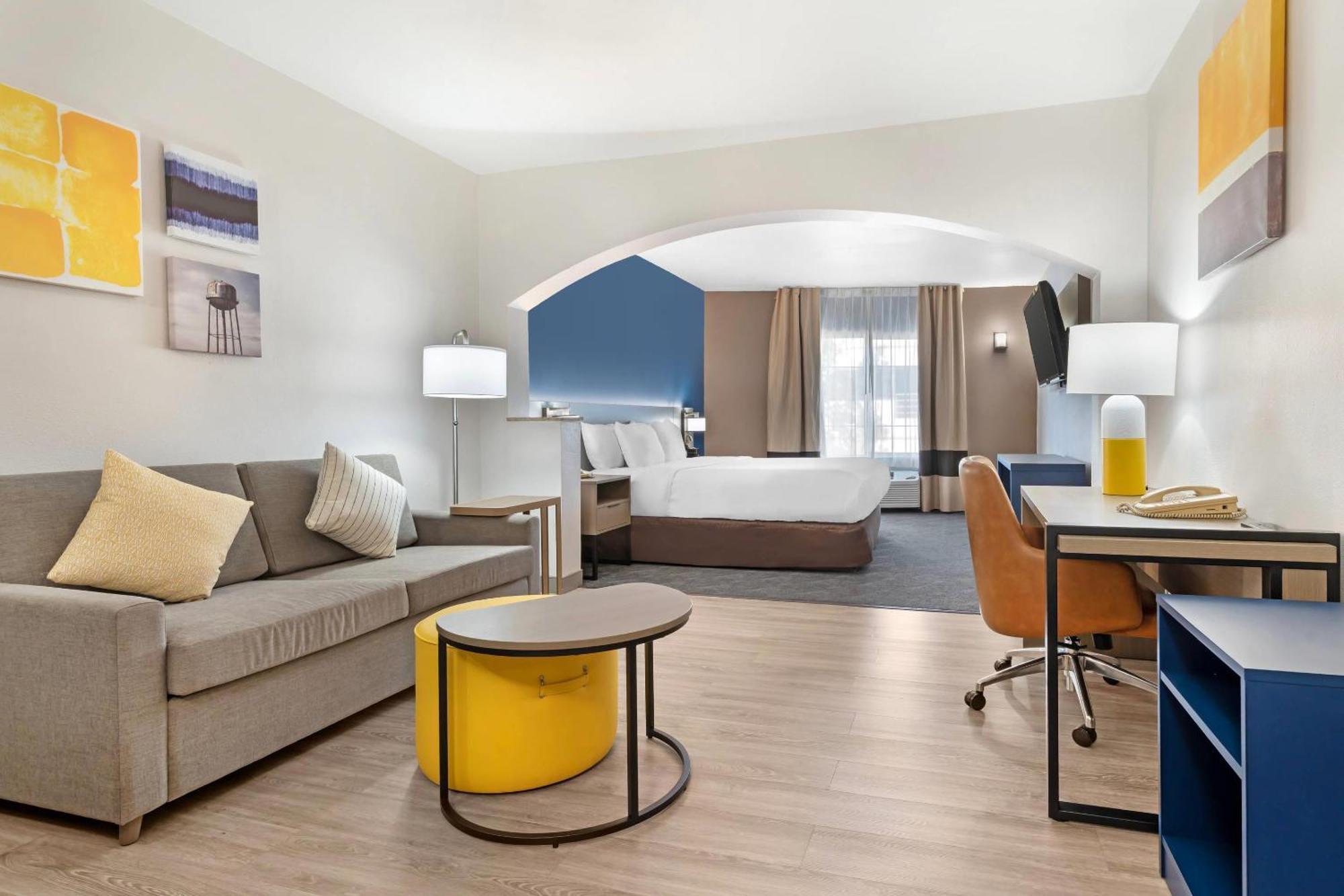 Comfort Inn & Suites Sacramento - University Area المظهر الخارجي الصورة